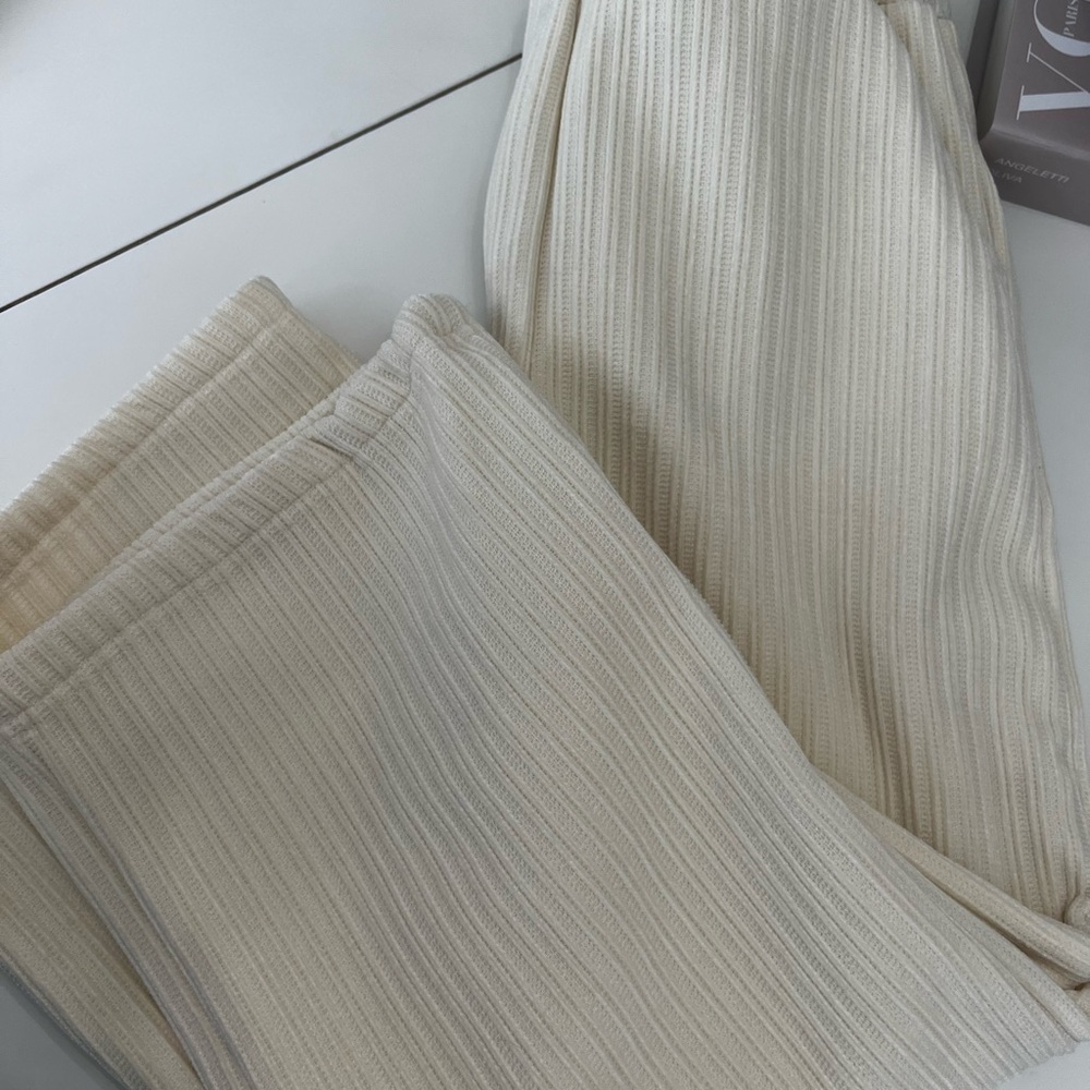 SHEIN Cream Ribbed Kids Bottoms